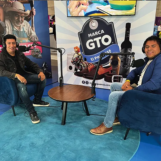 Set y producción del podcast Marca GTO en Festival HazloViral, foto 3