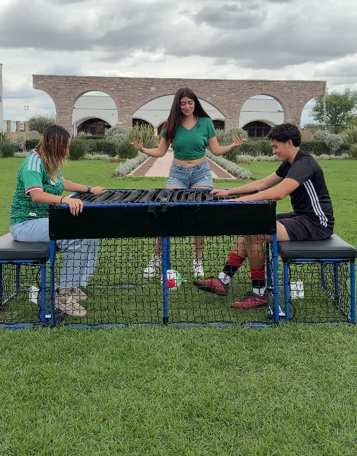 Mini Soccer, participantes y detalle del juego 3