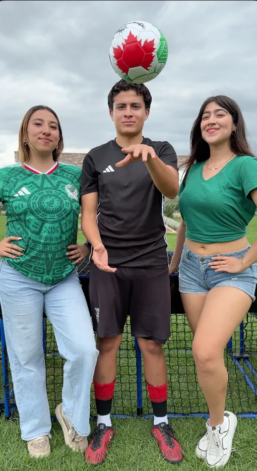 Mini Soccer, participantes y detalle del juego 6