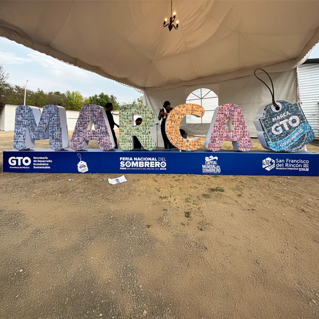Photo mosaics for brand activations at an event — photo 5