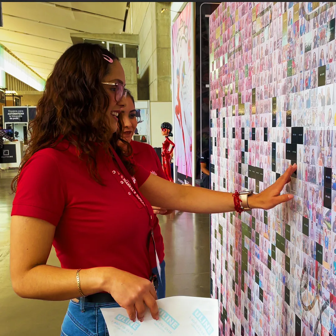 Photo mosaics for brand activations at an event — photo 10