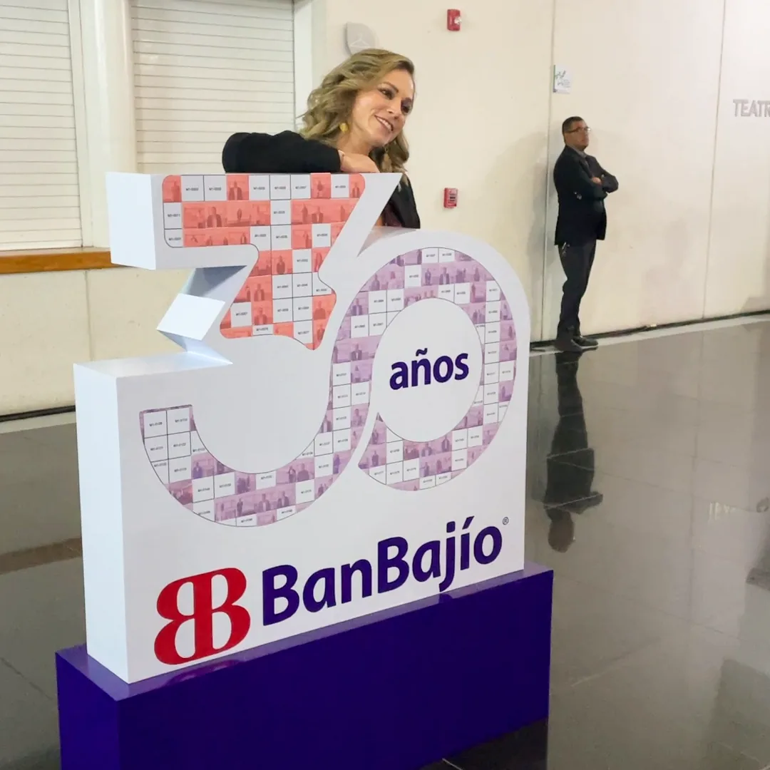 Photo mosaics for brand activations at an event — photo 11